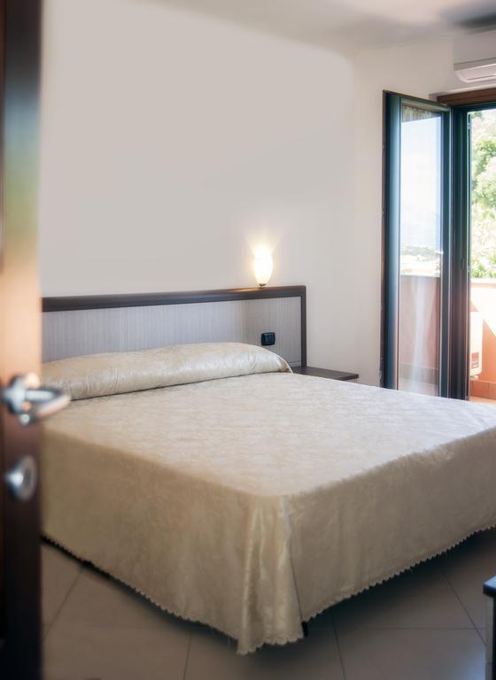 Residence Gli Ulivi Di Eolo Sapri Rom bilde